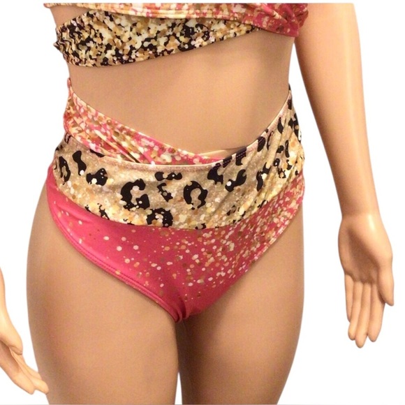 NWOT Fashion Womens 2pc Pink Leopard Print Surprise V-Neck Bikini Set Size 2XL - Picture 3 of 14